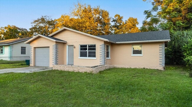 property at 727 Essex Rd