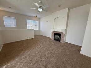 9050 W Warm Springs Rd, Unit 2011 in Las Vegas, NV - Building Photo - Building Photo
