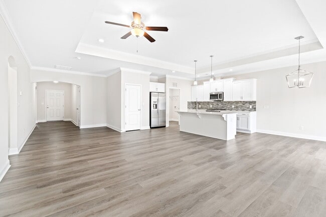 6531 Knob Creek Dr in Whitsett, NC - Building Photo - Building Photo