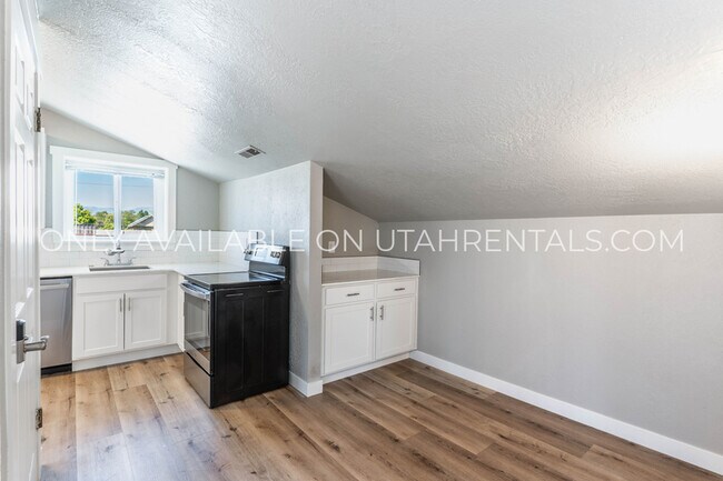 87 N Center St in American Fork, UT - Building Photo - Building Photo