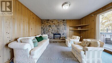 26 Restwell Crescent in Toronto, ON - Building Photo - Building Photo