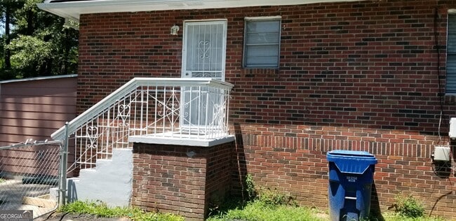 1533 Alder Ln SW in Atlanta, GA - Building Photo - Building Photo