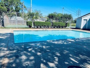 712 Memorial Mews St in Houston, TX - Building Photo - Building Photo