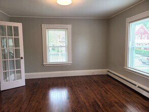 11 Maple St in Rockland, MA - Building Photo - Building Photo