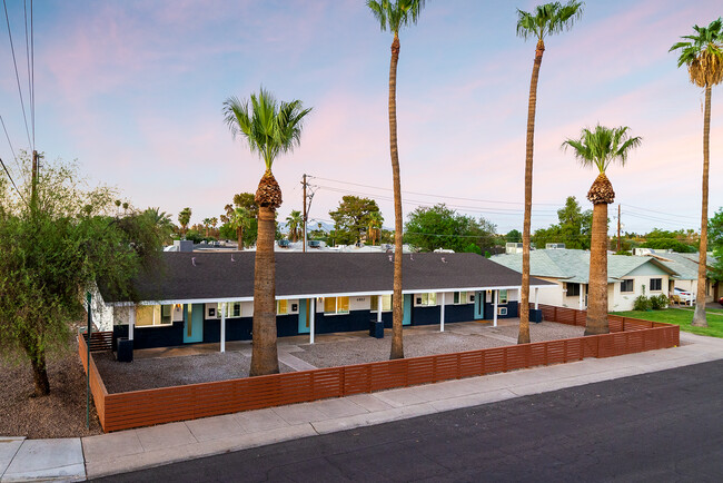 6802 E Pinchot Ave in Scottsdale, AZ - Building Photo - Building Photo