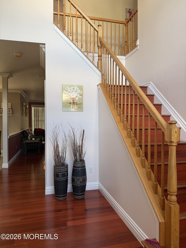 8 Bennett Ct in Marlboro, NJ - Building Photo - Building Photo