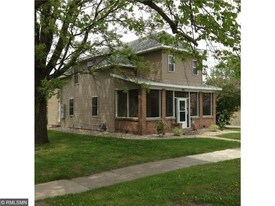 205 Central Ave S in Bertha, MN - Building Photo