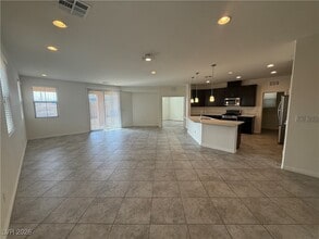 12233 Argent Bay Ave in Las Vegas, NV - Building Photo - Building Photo