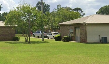 22271 AL-69 in Coffeeville, AL - Building Photo - Building Photo