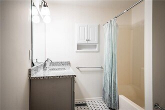 1353 Finley St NE in Atlanta, GA - Building Photo - Building Photo