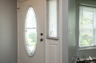 61 Willow Pkwy in Buffalo Grove, IL - Building Photo - Building Photo