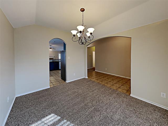 640 Babbling Brook Dr in Saginaw, TX - Building Photo - Building Photo