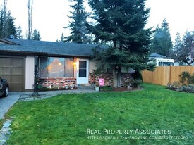 6411 Cemetery Rd in Arlington, WA - Building Photo