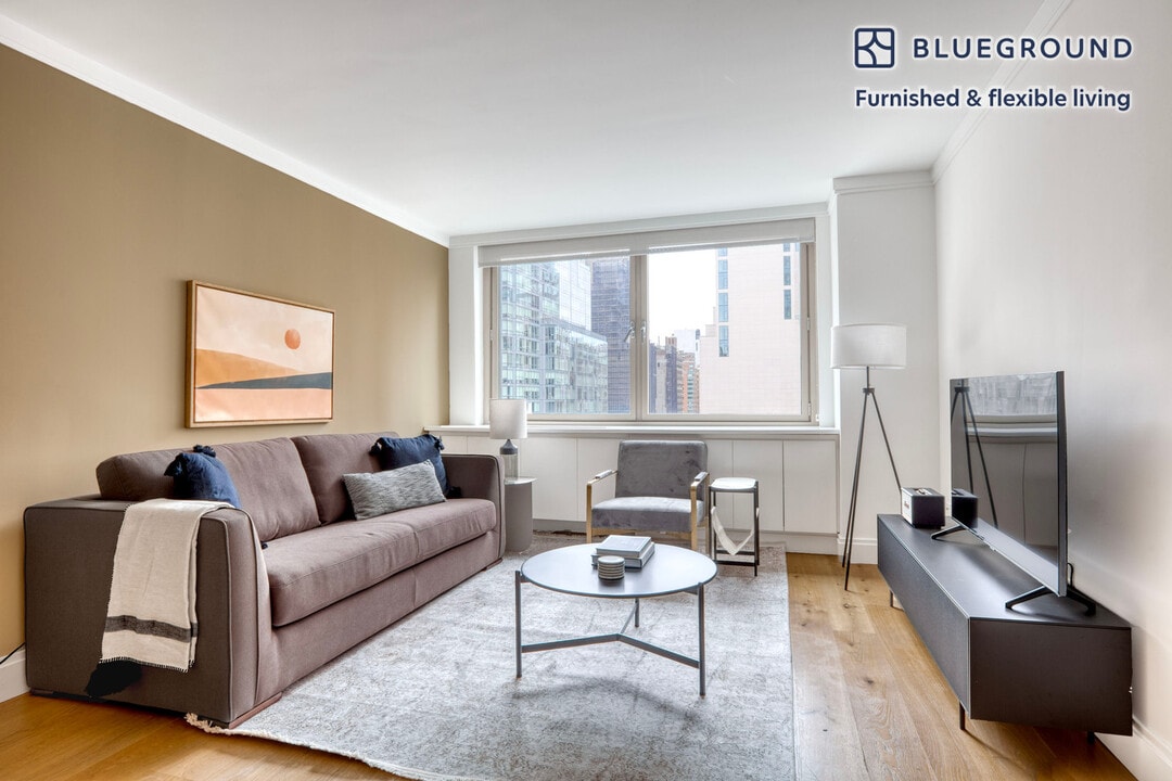 201 East 86th St, Unit FL10-ID298 in New York, NY - Building Photo