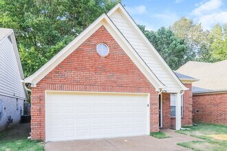 6796 Kamali Ave in Cordova, TN - Building Photo - Building Photo