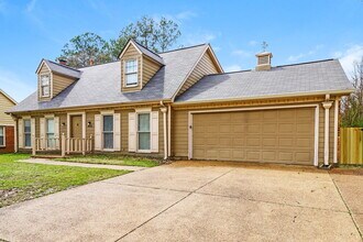 4055 Delgate Cove in Memphis, TN - Building Photo - Building Photo