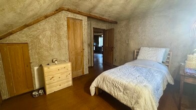 45 Hoppen Rd in New Hartford, CT - Building Photo - Building Photo