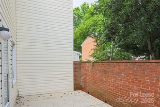11018 Hunter Trail Ln in Charlotte, NC - Building Photo - Building Photo