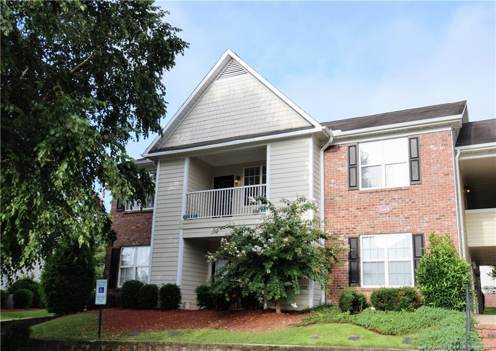 3149 Wisteria Ln in Fayetteville, NC - Foto de edificio