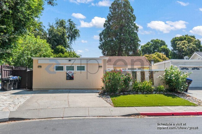 property at 2257 Goldcrest Cir