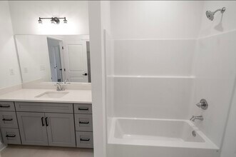 346 Windsor Dr N, Unit 703 South Grove Dr in Oxford, MS - Building Photo - Building Photo