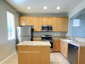 1901 Pyramid Creek Dr in Marysville, CA - Foto de edificio - Building Photo