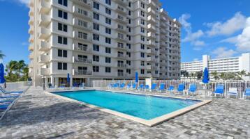 3301 S Ocean Blvd in Highland Beach, FL - Building Photo - Building Photo