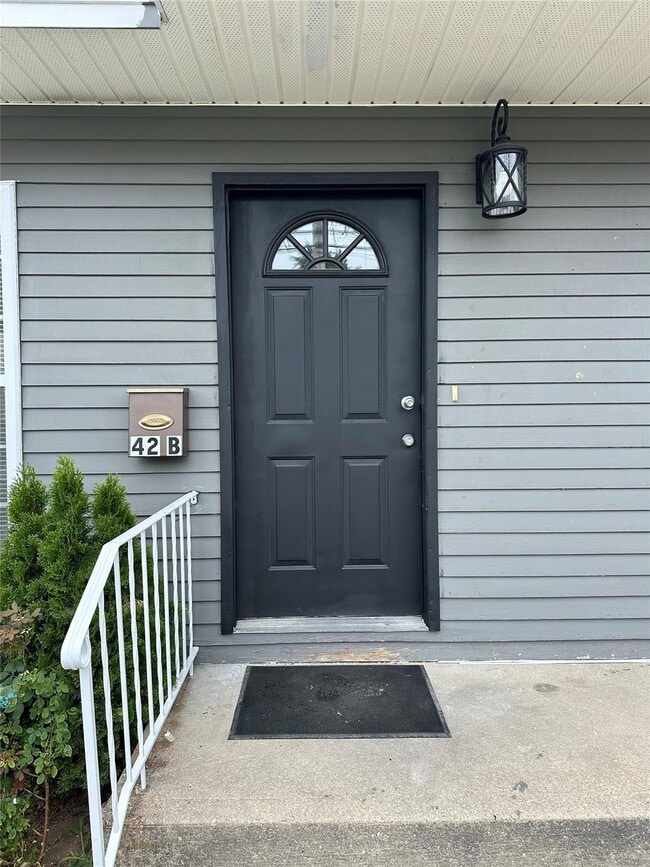 property at 42 Edgewood Rd