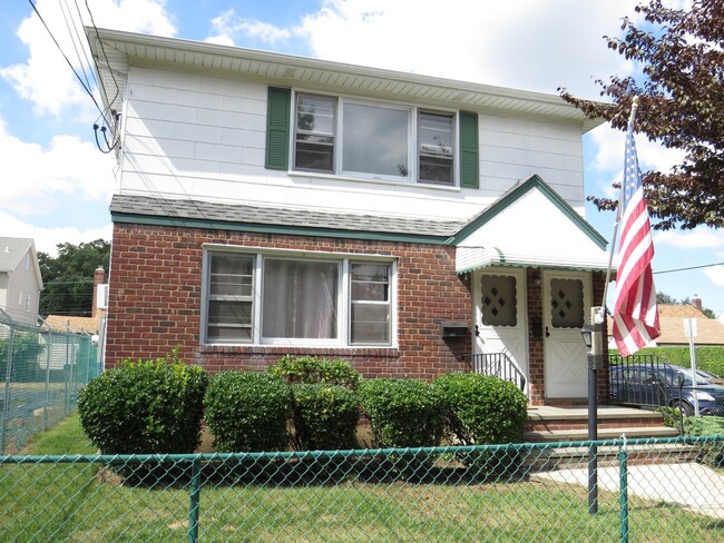 property at 217 Nassau Blvd S