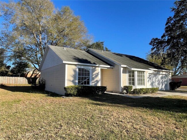 2229 Bridgewood Trail in Orlando, FL - Building Photo - Building Photo