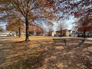 303 Barberry Pl in Canton, GA - Building Photo - Building Photo