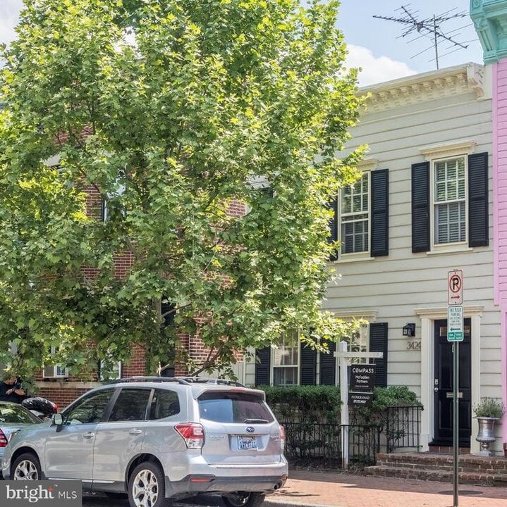 3424 O St NW in Washington, DC - Foto de edificio