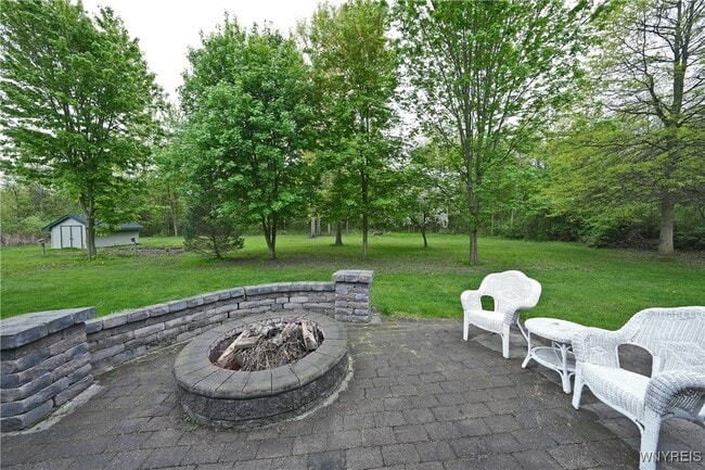 922 Pletcher Rd in Youngstown, NY - Building Photo - Building Photo