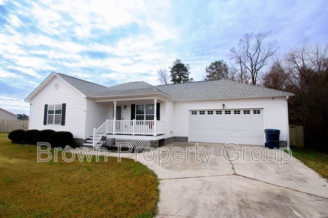 216 Deer Haven Dr in Richlands, NC - Building Photo - Building Photo