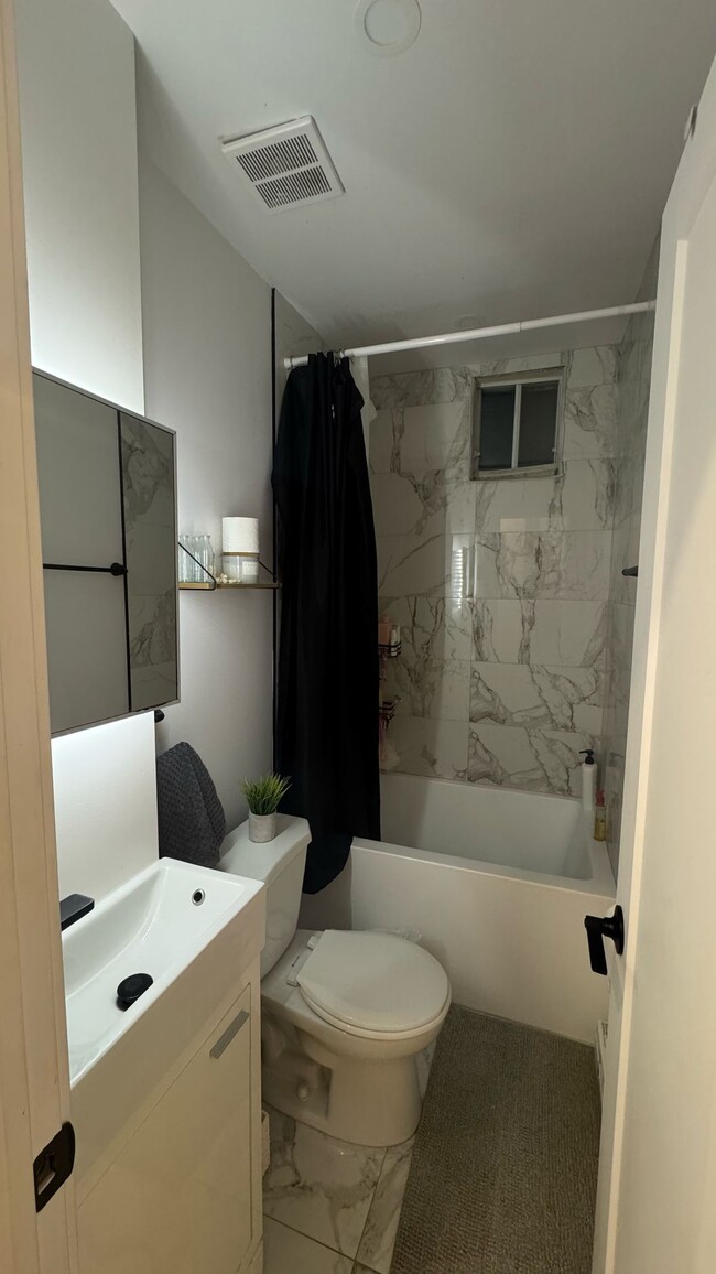 property at 6090 Laurendeau Rue