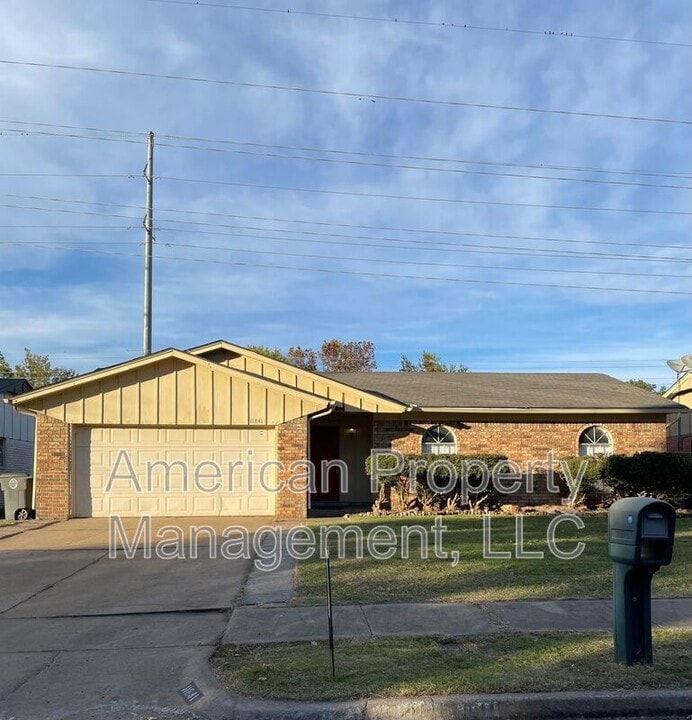 11841 E 36th St in Tulsa, OK - Building Photo