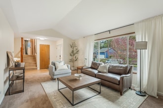 13265 SW Barlow Rd in Beaverton, OR - Building Photo - Building Photo
