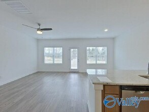 6144 Taramore Ln NW in Huntsville, AL - Building Photo - Building Photo