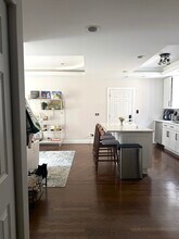 526 W Cornelia Ave in Chicago, IL - Building Photo - Building Photo