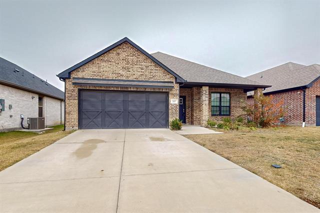 337 Chase Creek Dr in Lavon, TX - Building Photo