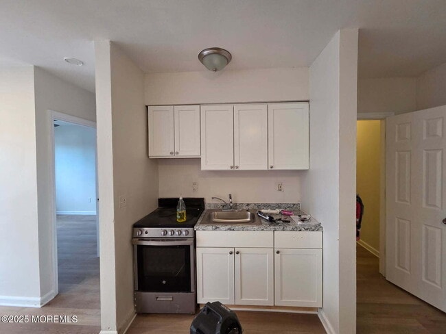 1 Willis Pl in Keansburg, NJ - Building Photo - Building Photo