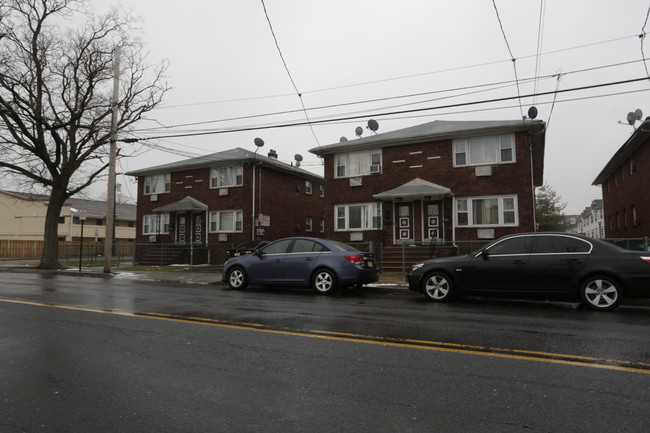 1428 Lawrence St in Rahway, NJ - Building Photo - Building Photo