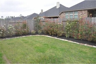 8161 Tranquil Lake Way in Conroe, TX - Building Photo - Building Photo