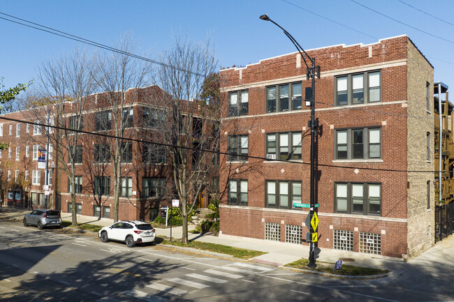 2100-2110 W Montrose Ave in Chicago, IL - Foto de edificio - Building Photo