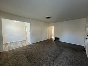 8062 Lennox Ave in Los Angeles, CA - Building Photo - Building Photo