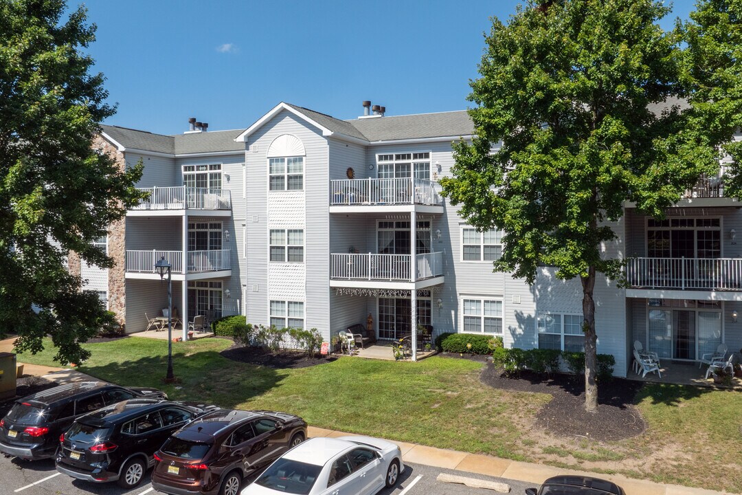 WESTON CLUB in Marlton, NJ - Building Photo