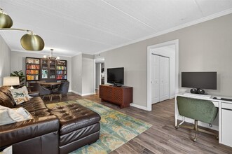 3325 Bayshore Blvd in Tampa, FL - Building Photo - Building Photo