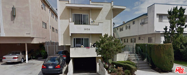 1028 S Sherbourne Dr in Los Angeles, CA - Building Photo - Building Photo