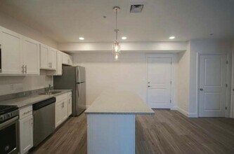 693 Western Ave in Lynn, MA - Building Photo - Building Photo