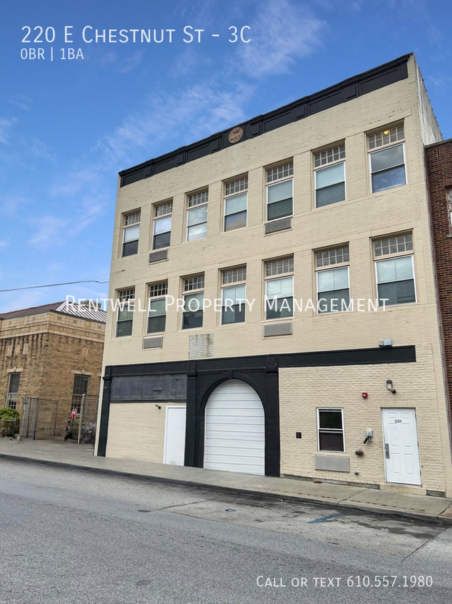 220 E Chestnut St